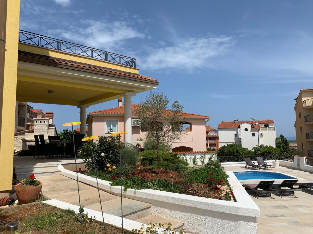 Villa Istriana ลิทซ์ยัน ภายนอก รูปภาพ